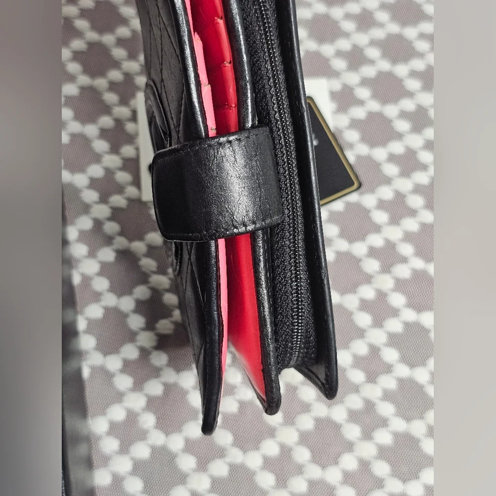 Authentic Chanel Bifold Cambon line wallet with Box/ Card - Picture 14 of 17